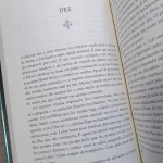 Espada de vidro - Victoria Aveyard (4)