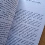 Nos Céus de Paris Cheuiche L&PM Pocket Vol. 235 (4)
